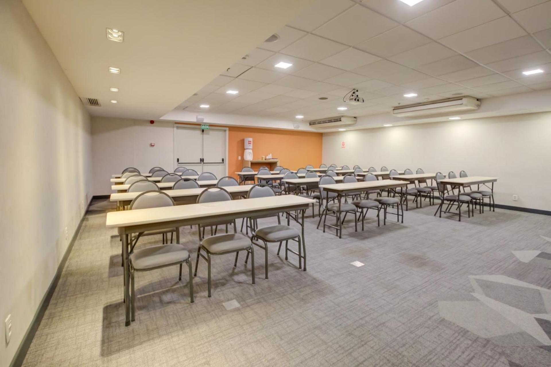 Ibis Budget Rio De Janeiro Nova America Exterior photo