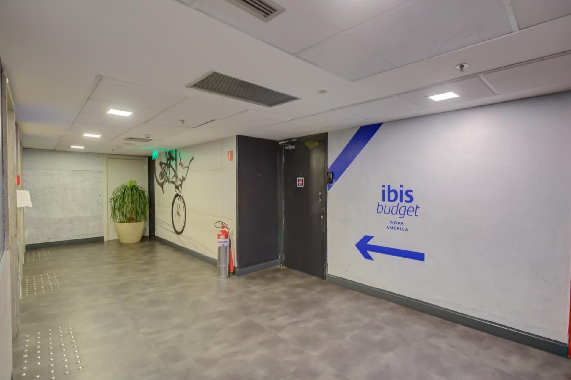 Ibis Budget Rio De Janeiro Nova America Exterior photo