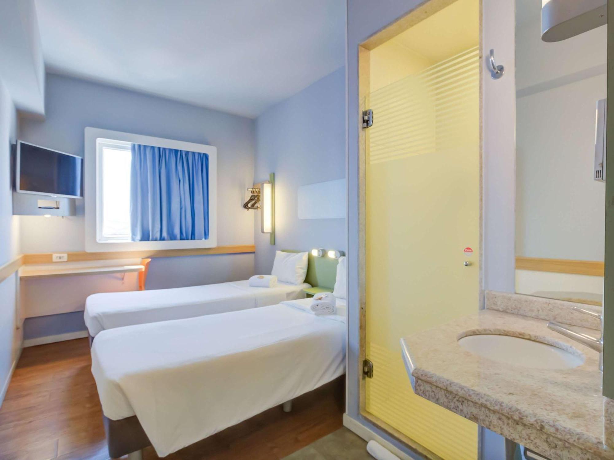 Ibis Budget Rio De Janeiro Nova America Exterior photo